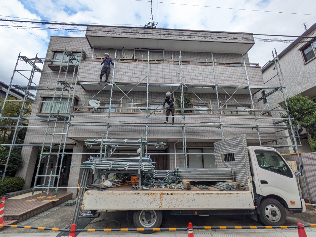 v20251018150606/fresh/building/J00100612066_1