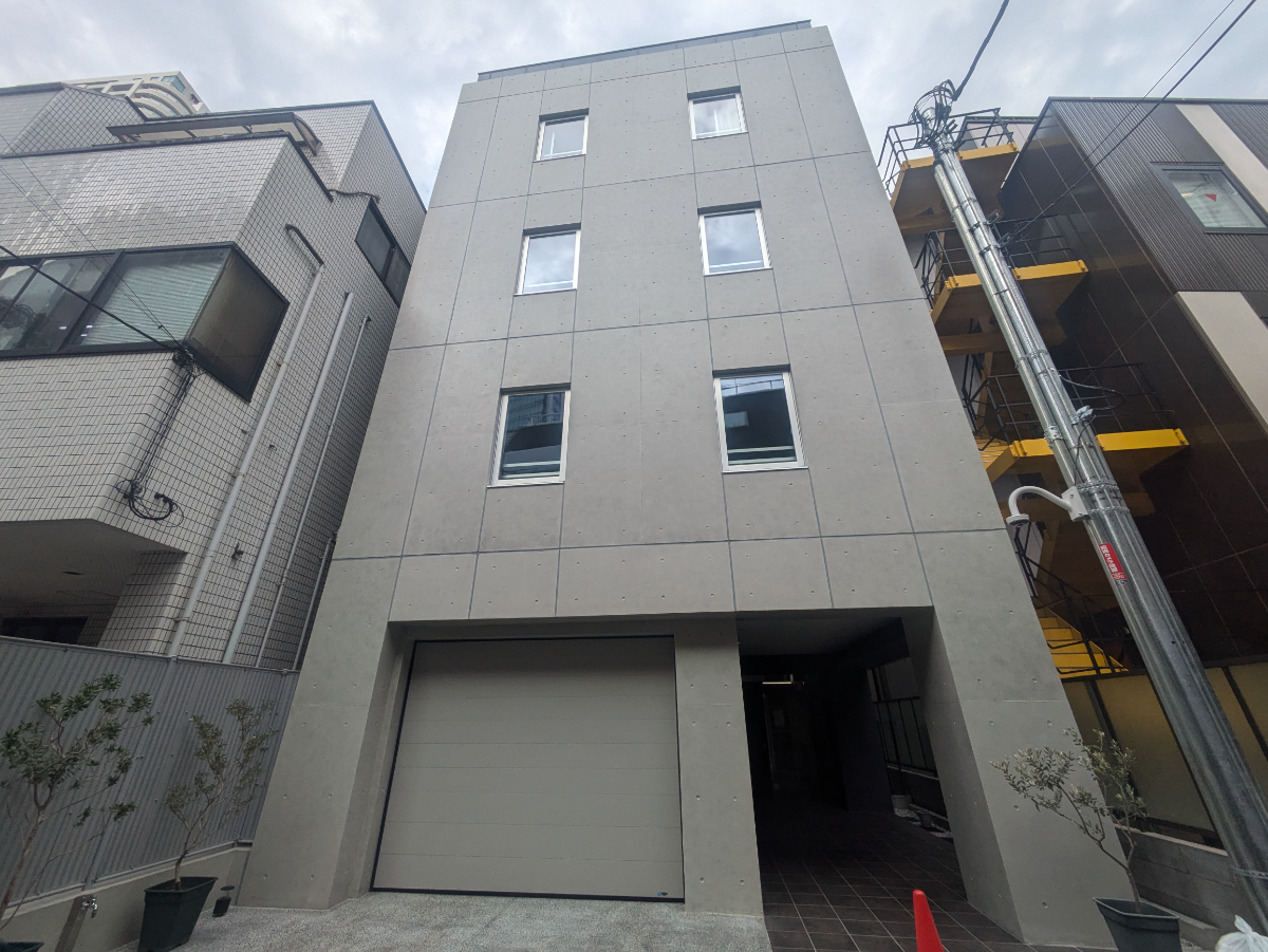 v20251018150606/fresh/building/J00100632927_1