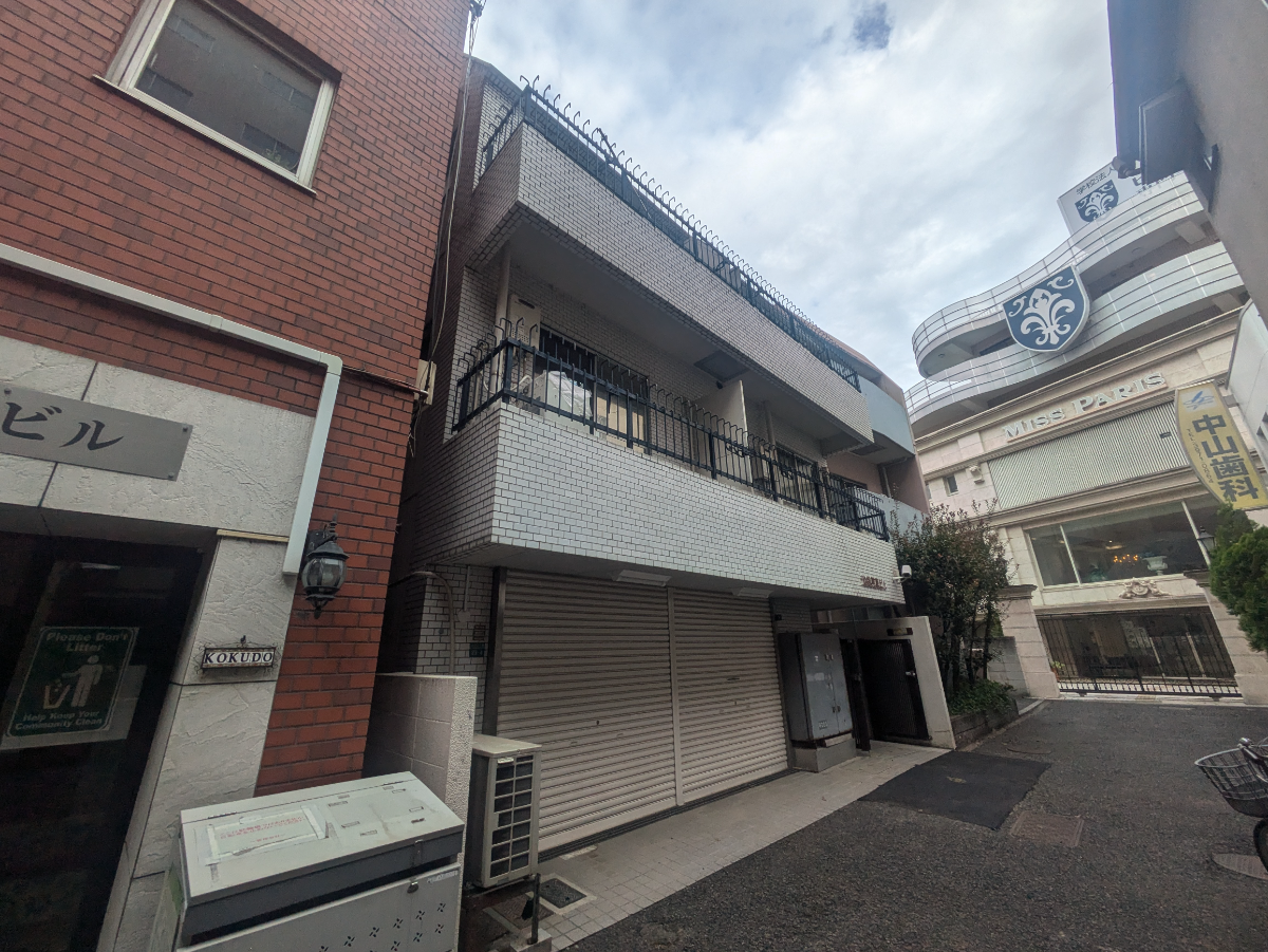 v20251018150606/fresh/building/J00100633032_5