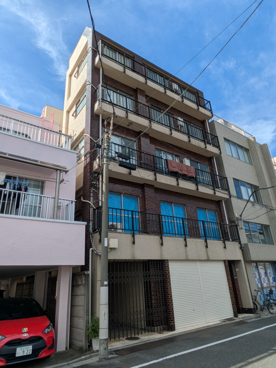 v20251018150606/fresh/building/J00100633143_5