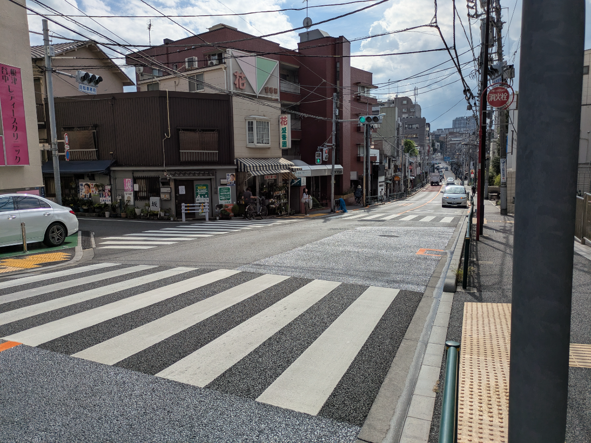 v20251019150703/fresh/building/J00100363334_13