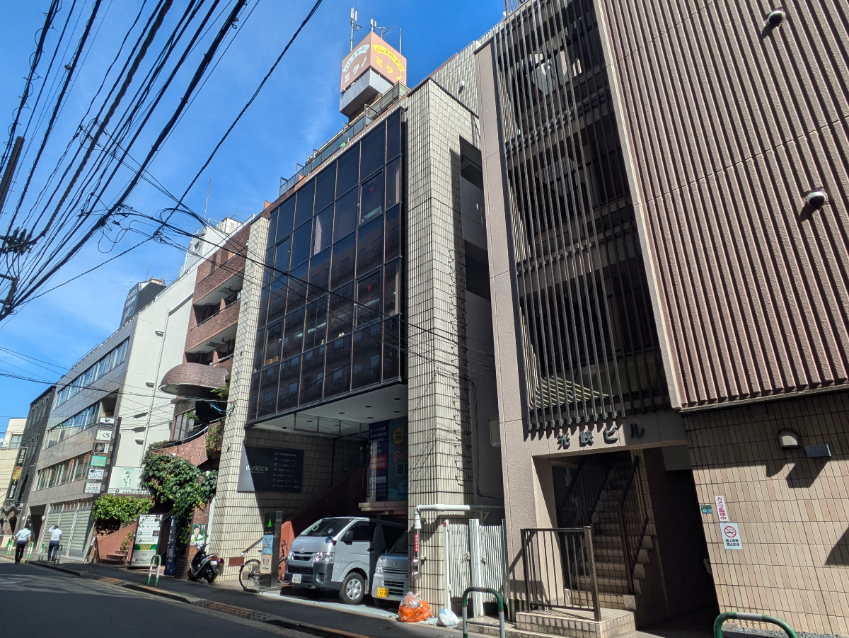 v20251019150703/fresh/building/J00100364812_5