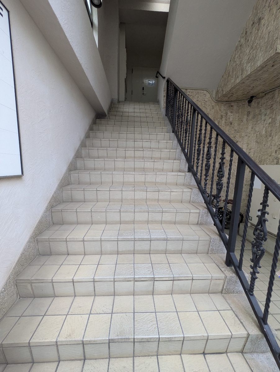 v20251019150703/fresh/building/J00100366509_12
