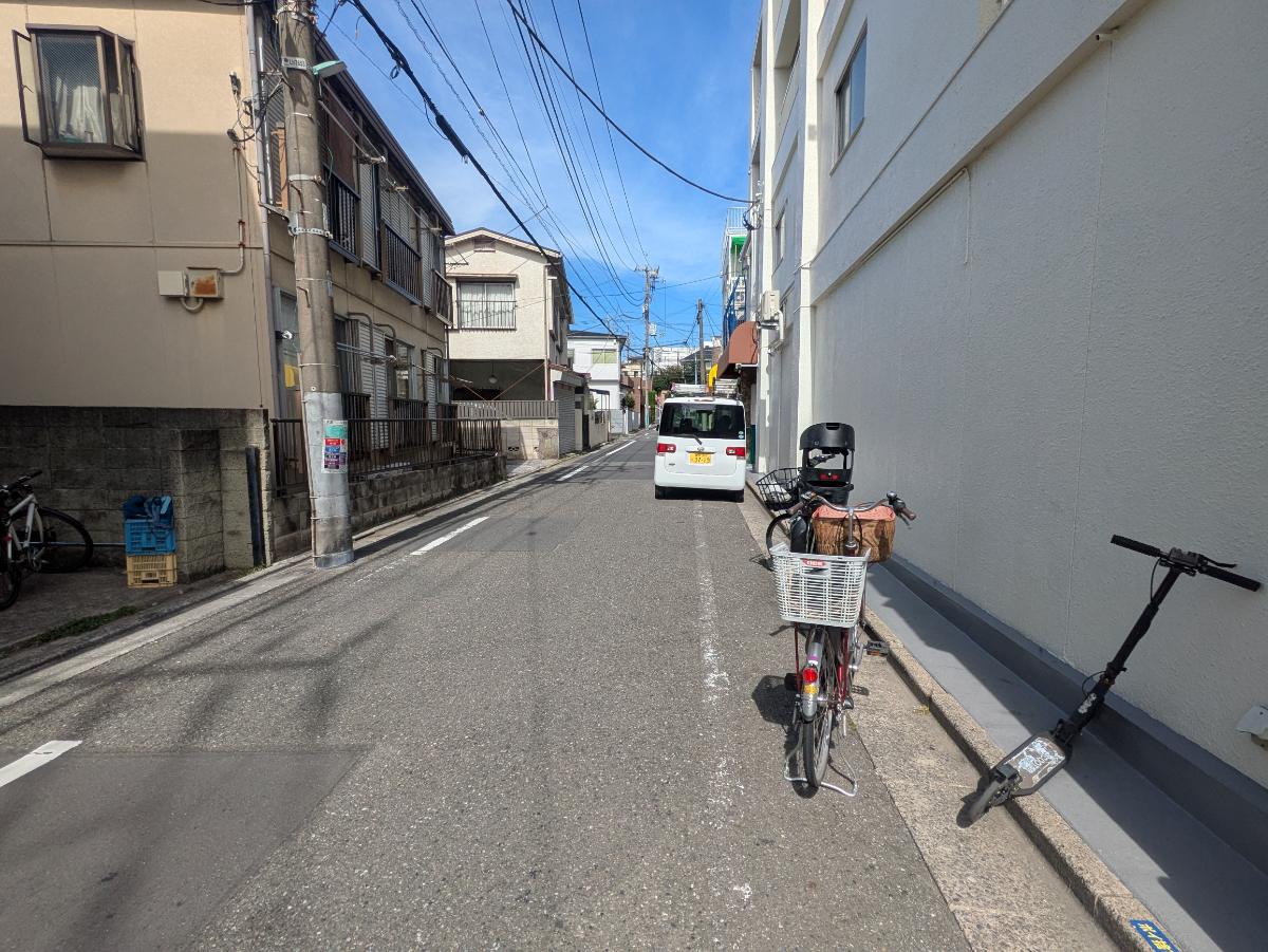 v20251019150703/fresh/building/J00100369370_13