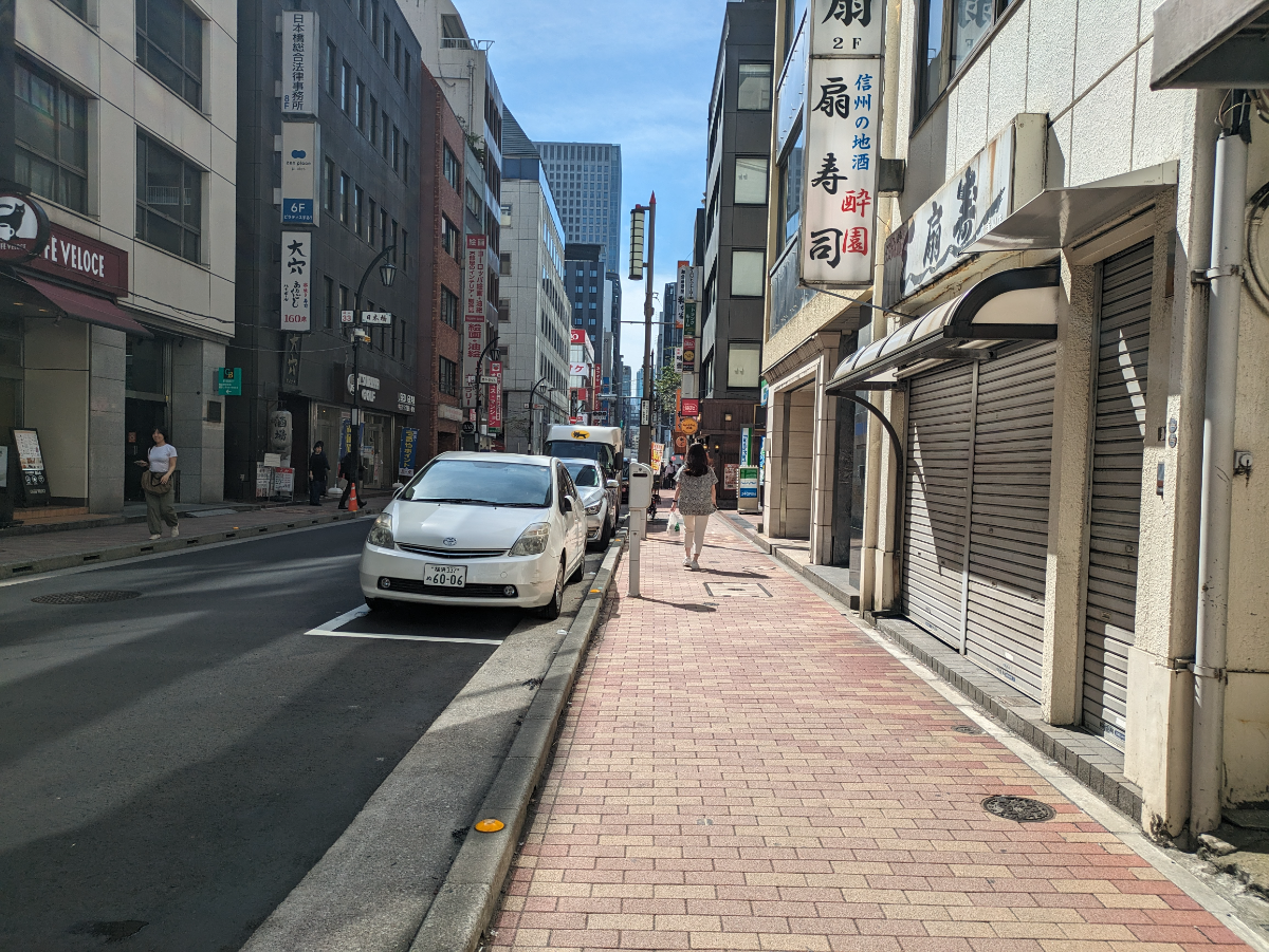 v20251019150703/fresh/building/J00100372751_2