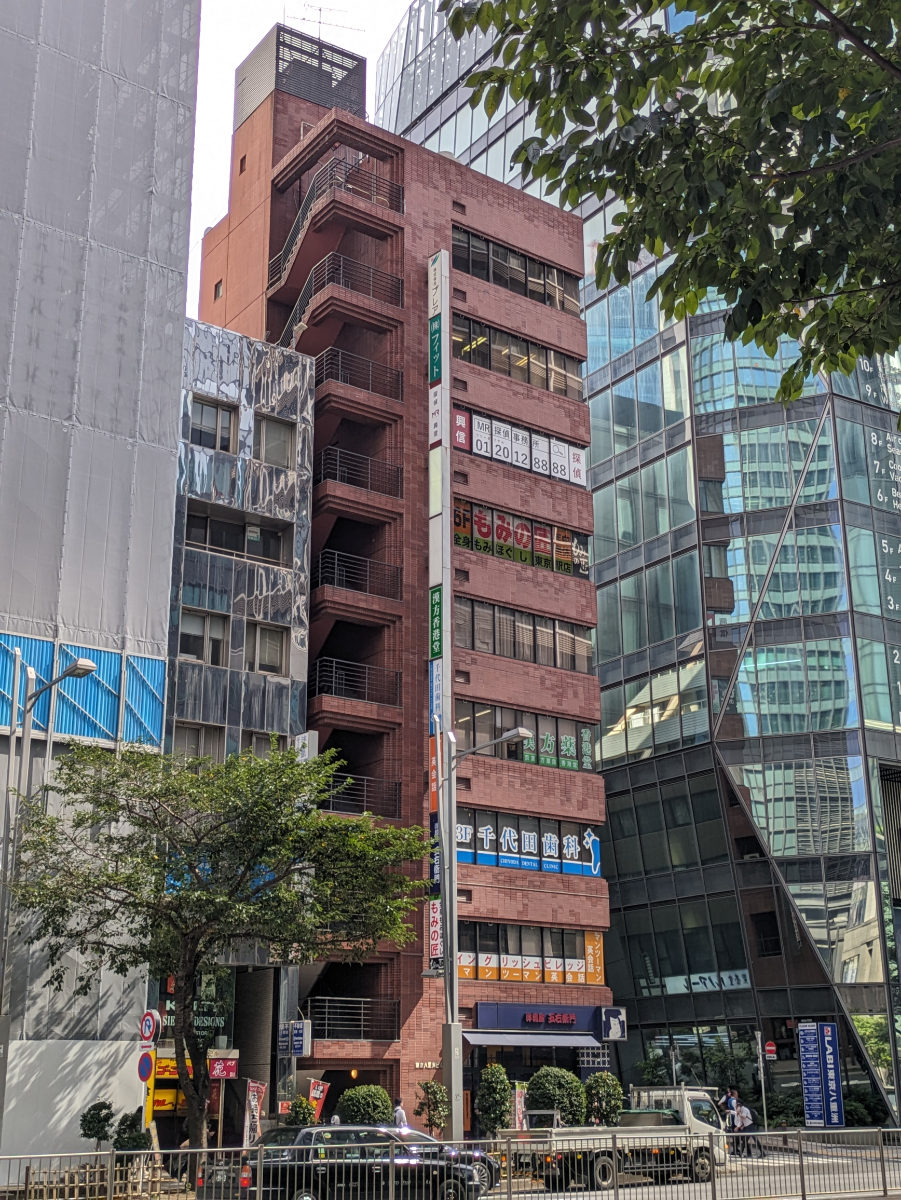 v20251019150703/fresh/building/J00100374454_5