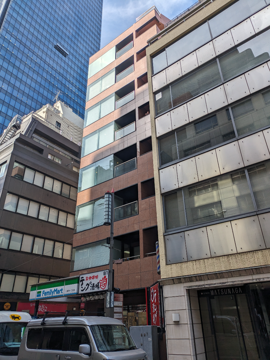 v20251019150703/fresh/building/J00100385479_7