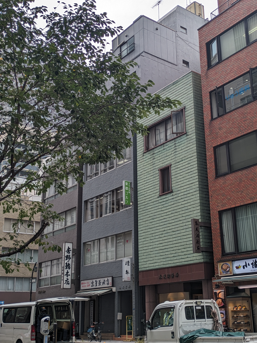 v20251019150703/fresh/building/J00100385511_5
