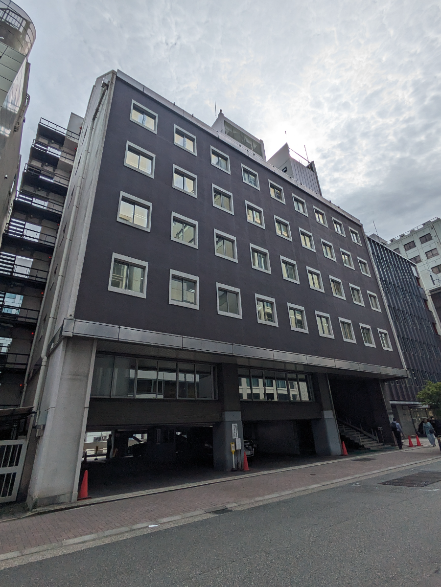 v20251019150703/fresh/building/J00100385588_1
