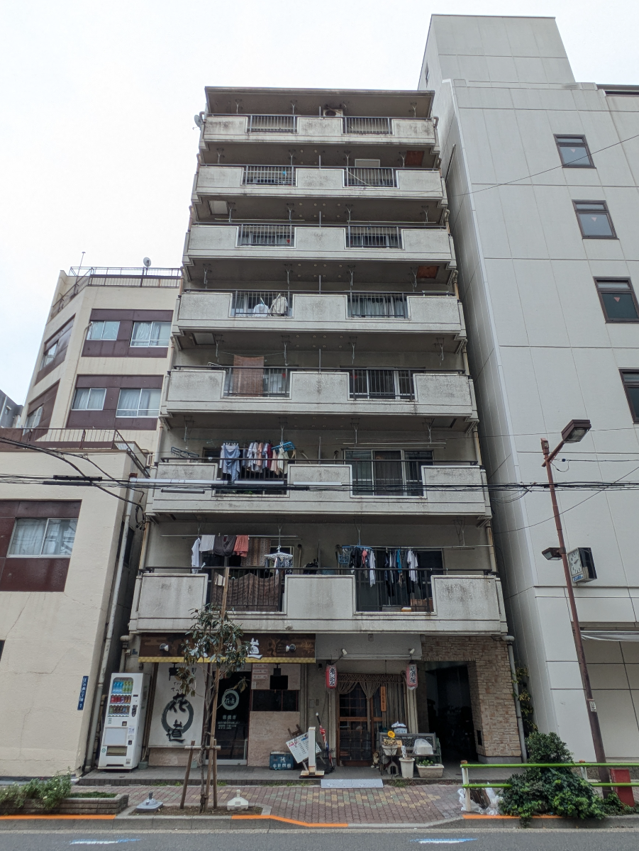 v20251019150703/fresh/building/J00100401773_1