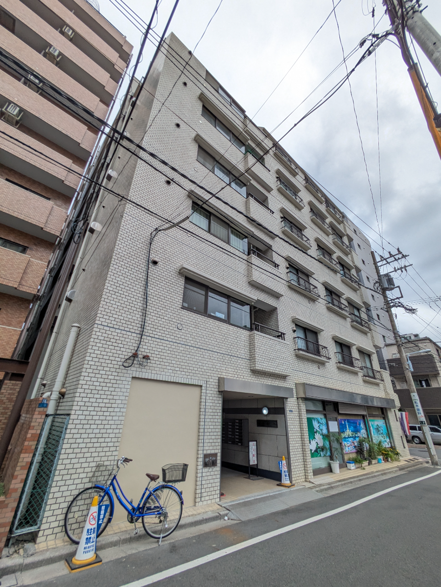 v20251019150703/fresh/building/J00100403988_5