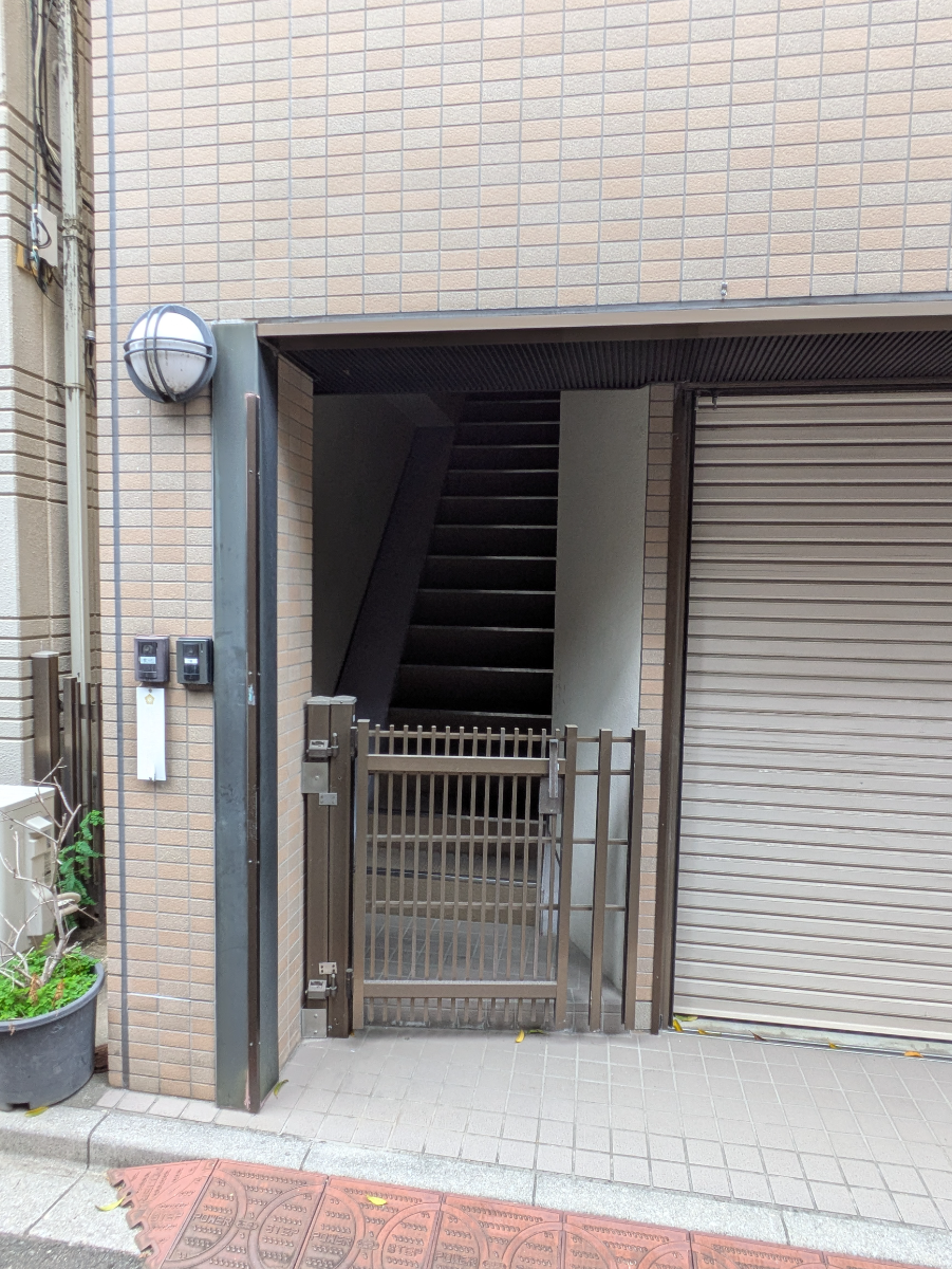 v20251019150703/fresh/building/J00100405627_13
