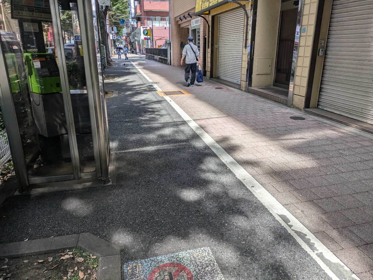v20251019150703/fresh/building/J00100406997_12