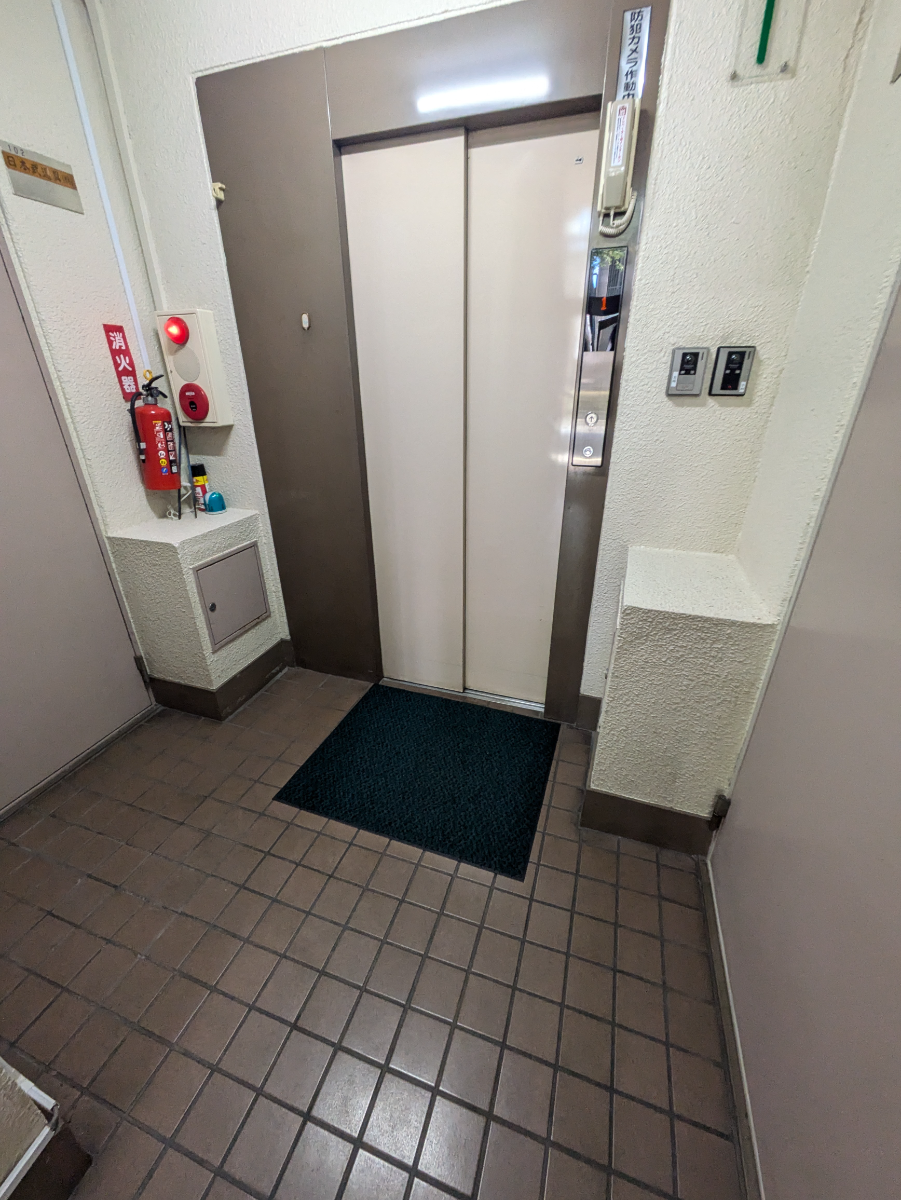 v20251019150703/fresh/building/J00100406997_4