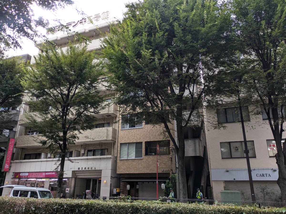 v20251019150703/fresh/building/J00100411630_6