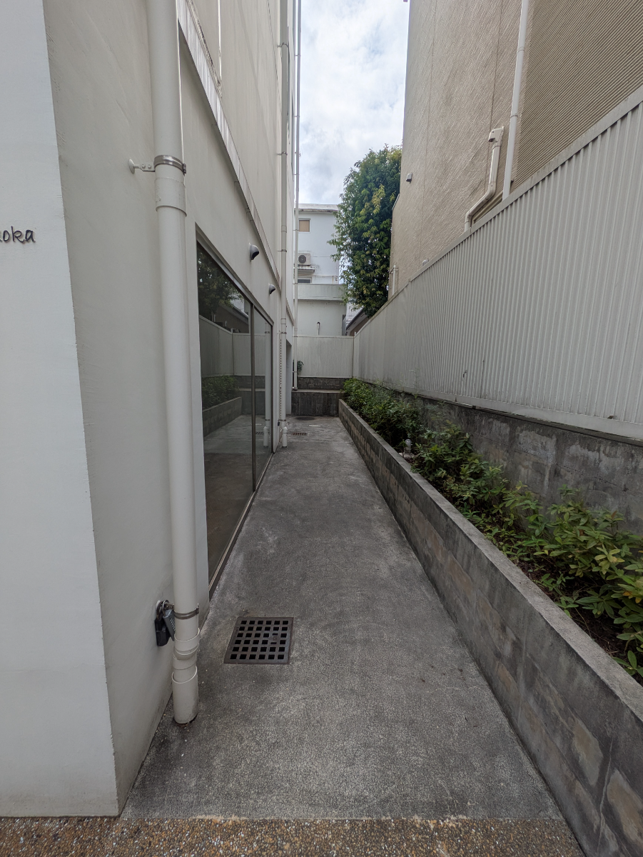 v20251019150703/fresh/building/J00100413400_10