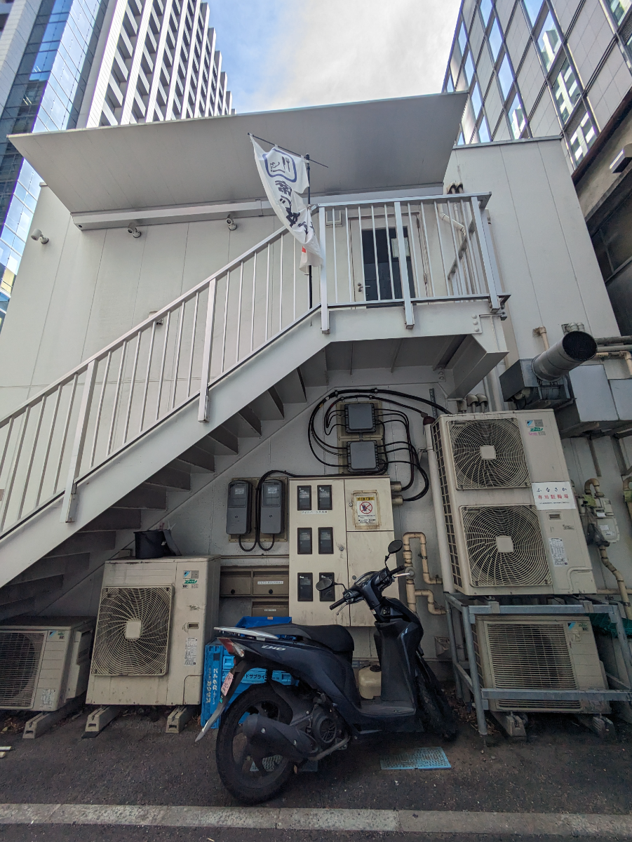 v20251019150703/fresh/building/J00100415904_7