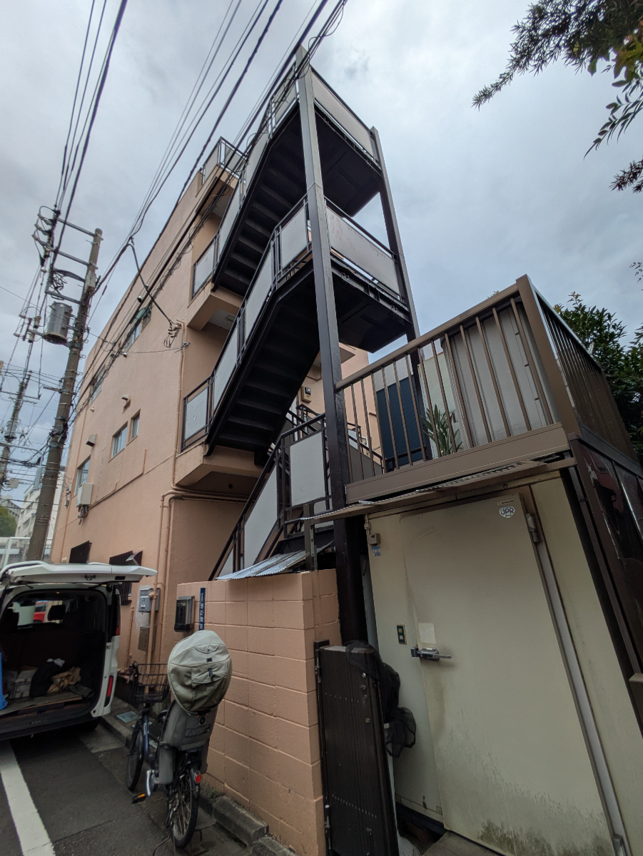 v20251019150703/fresh/building/J00100416596_11