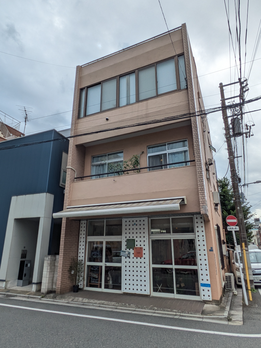 v20251019150703/fresh/building/J00100416596_6