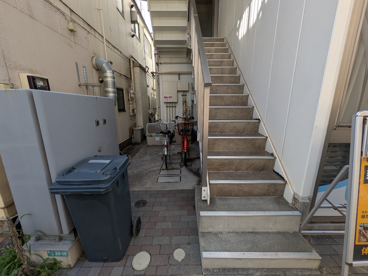 v20251019150703/fresh/building/J00100429115_9