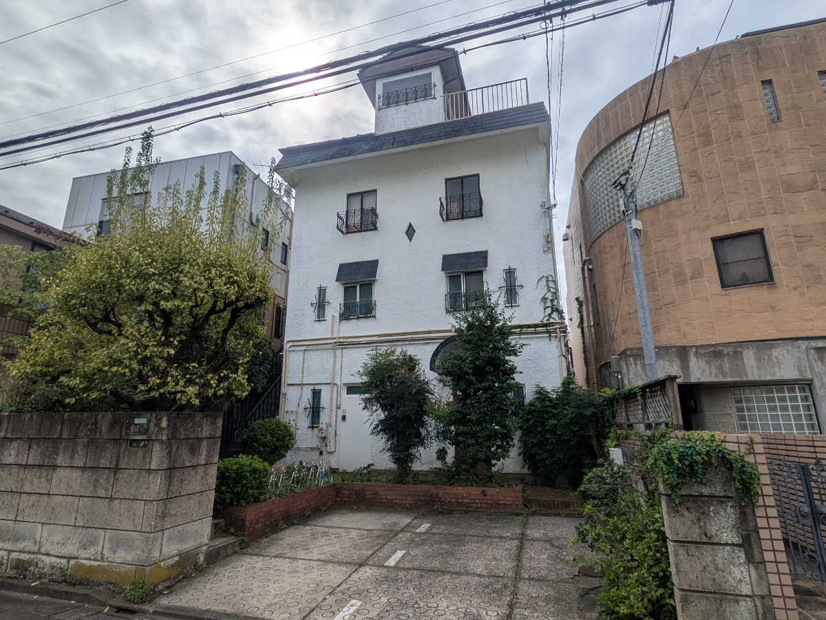v20251019150703/fresh/building/J00100503565_8