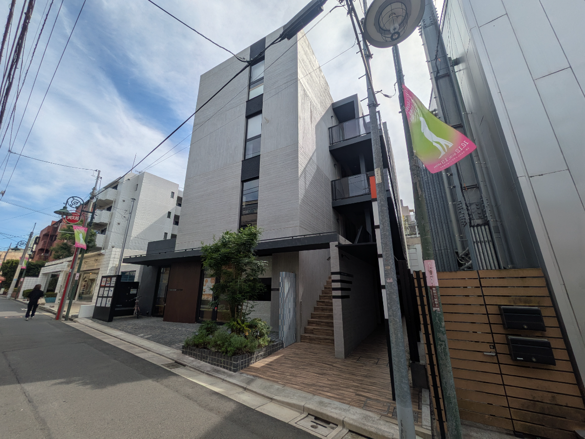 v20251019150703/fresh/building/J00100509949_19