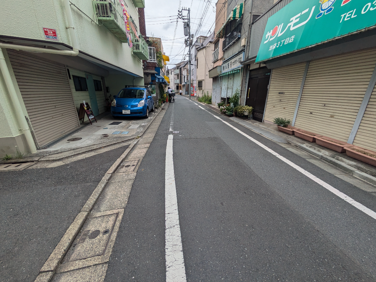 v20251019150703/fresh/building/J00100513221_9
