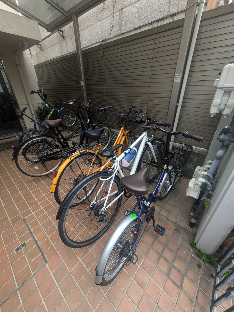 v20251019150703/fresh/building/J00100609722_7