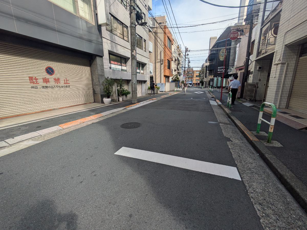 v20251019150703/fresh/building/J00100609909_12