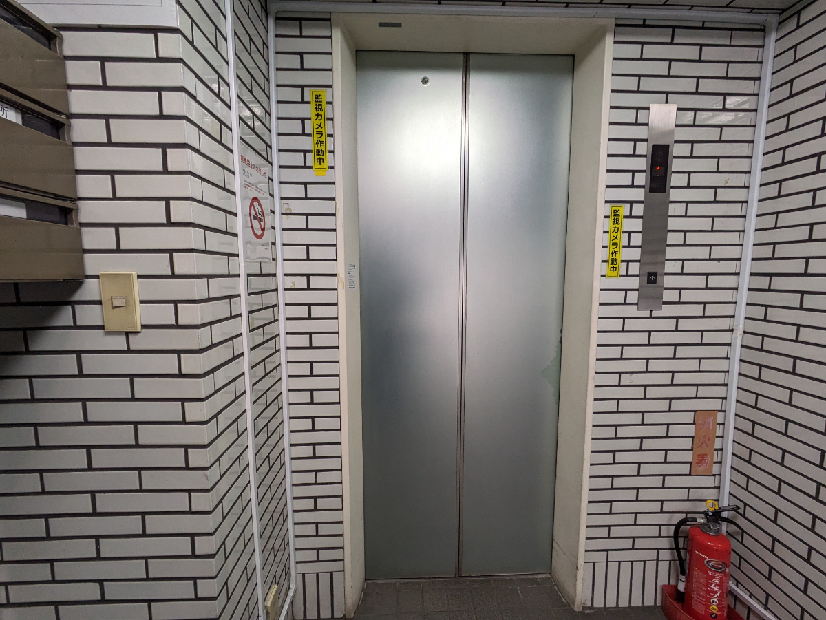 v20251020150704/fresh/building/J00100376381_4