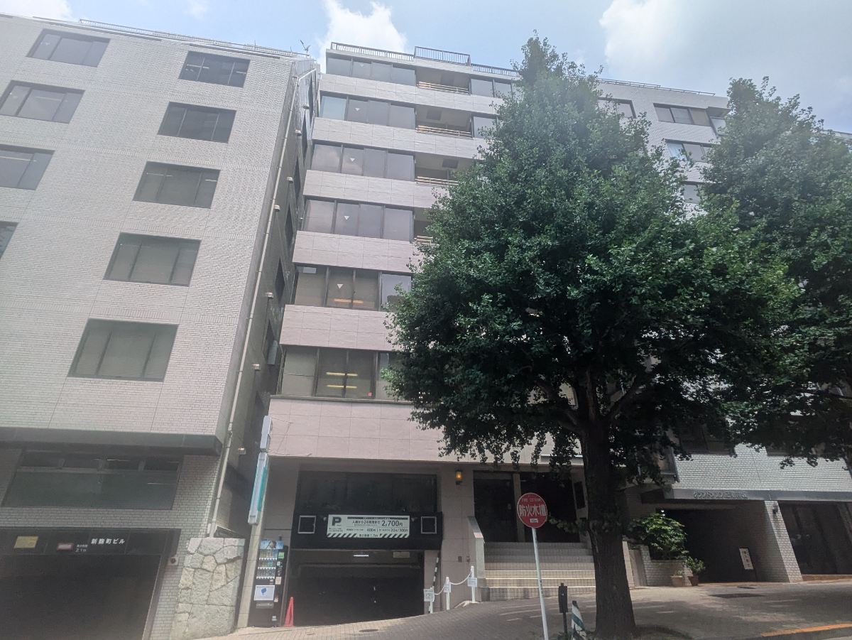 v20251020150704/fresh/building/J00100381318_1