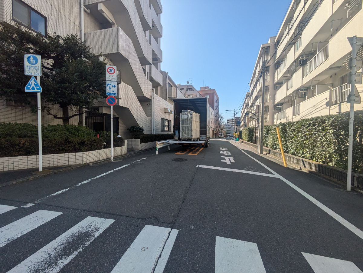 v20251020150704/fresh/building/J00100387428_10