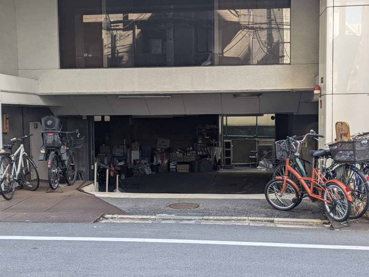 v20251020150704/fresh/building/J00100387429_9