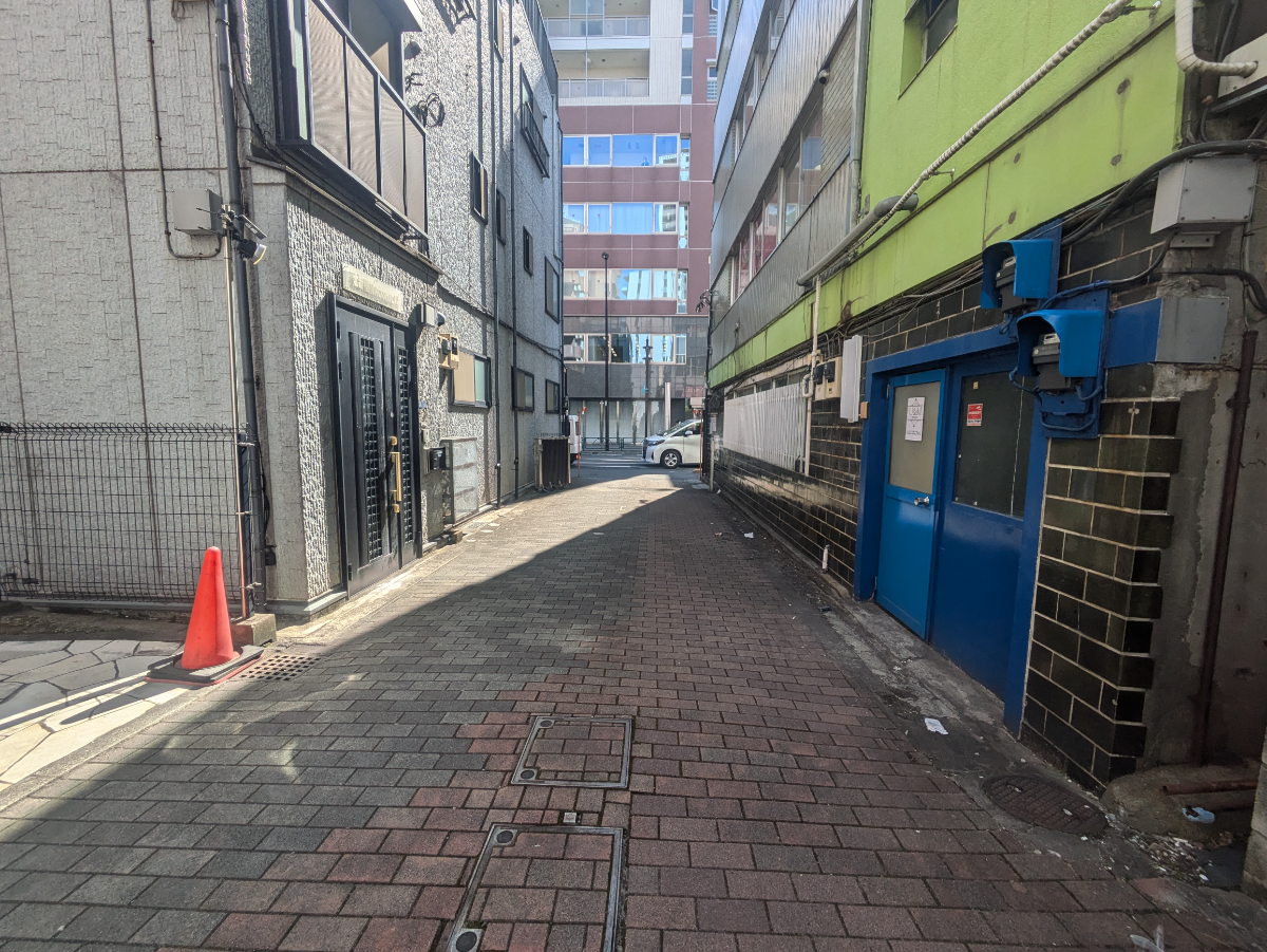 v20251020150704/fresh/building/J00100505415_9