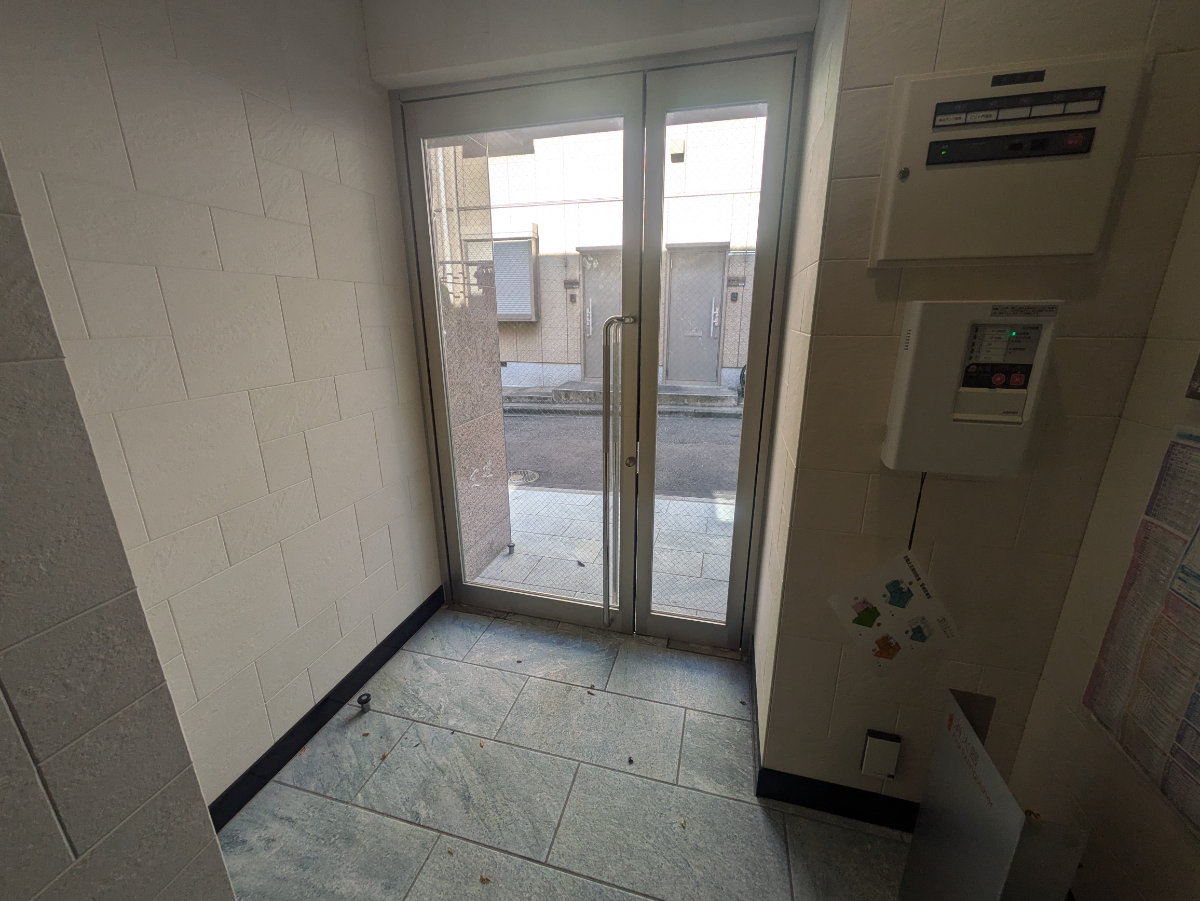 v20251020150704/fresh/building/J00100508198_9