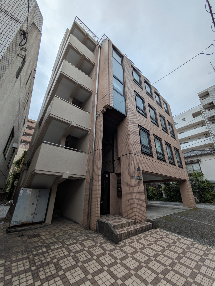 v20251022150707/fresh/building/J00100358170_9