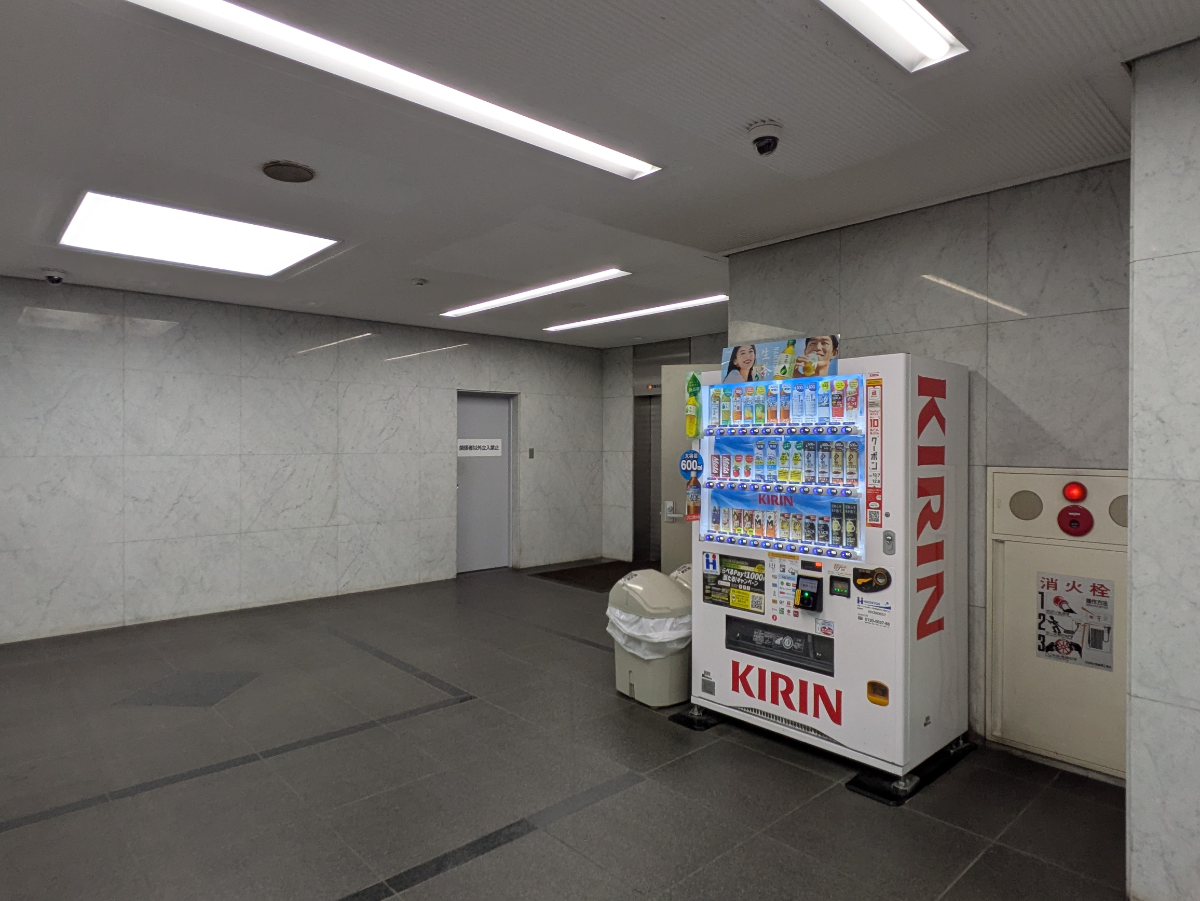 v20251022150707/fresh/building/J00100367897_8