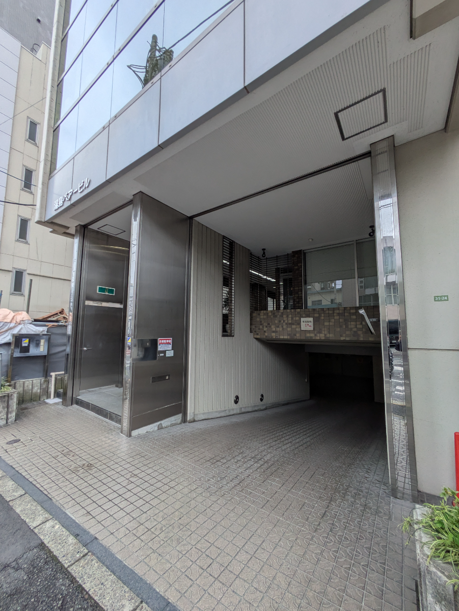 v20251022150707/fresh/building/J00100368299_11
