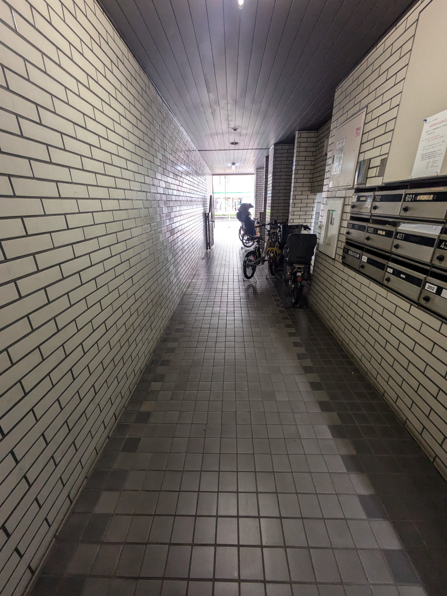 v20251022150707/fresh/building/J00100372633_7