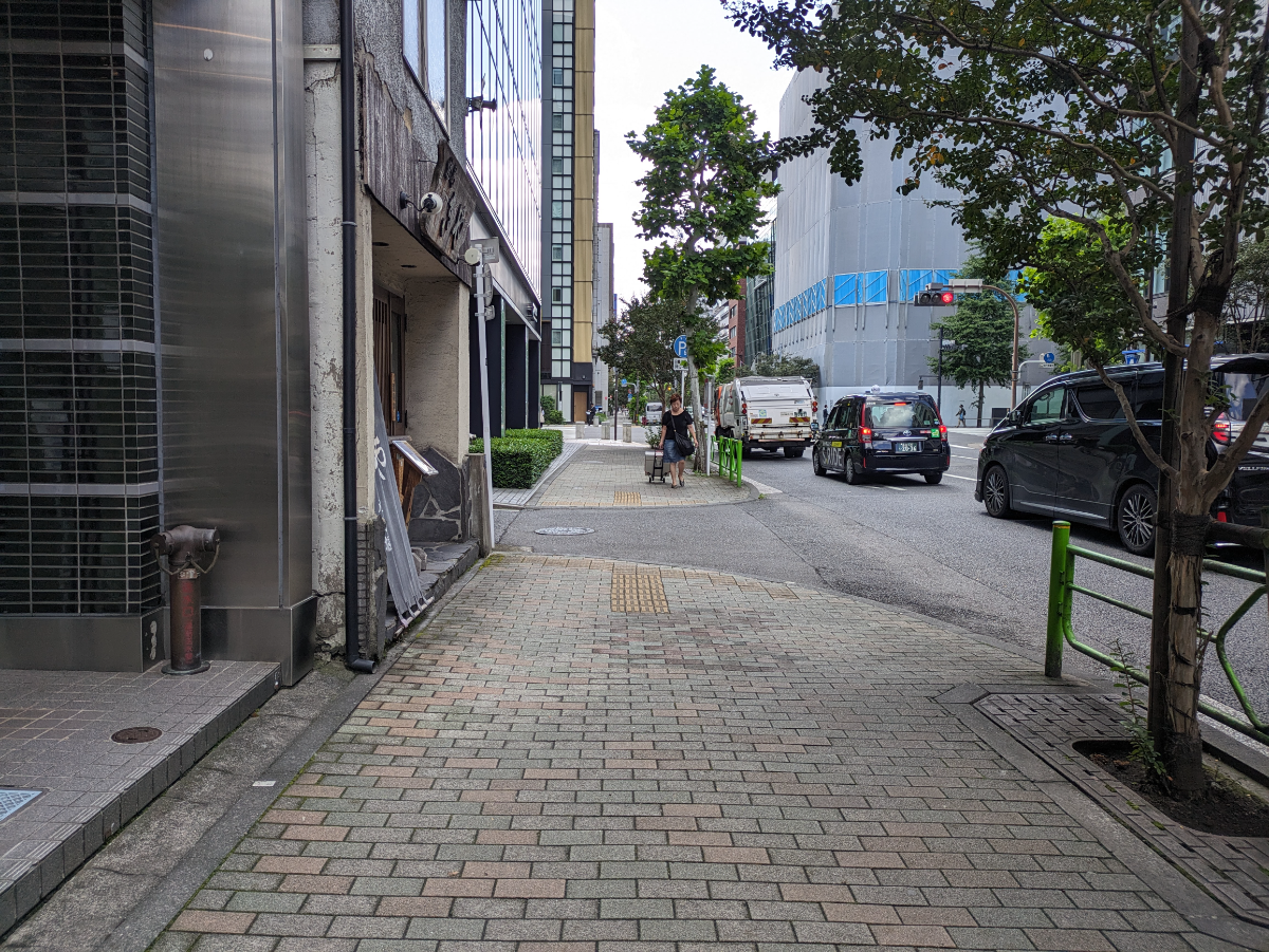 v20251022150707/fresh/building/J00100374131_14
