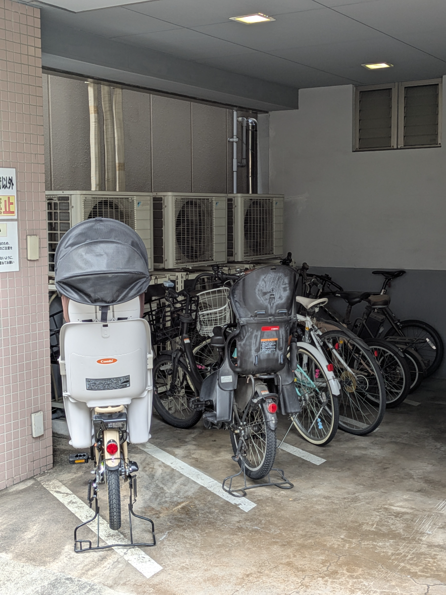v20251022150707/fresh/building/J00100379394_13