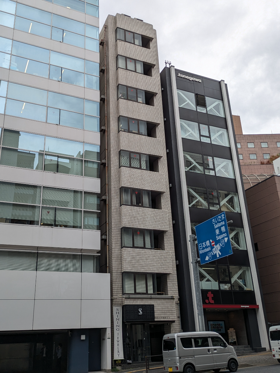 v20251022150707/fresh/building/J00100379400_5