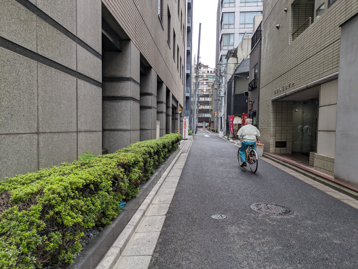 v20251022150707/fresh/building/J00100381878_13