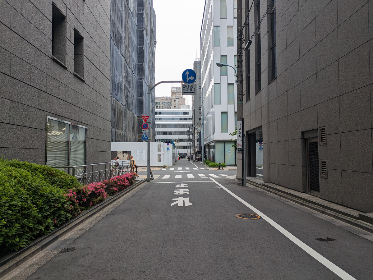 v20251022150707/fresh/building/J00100382847_9