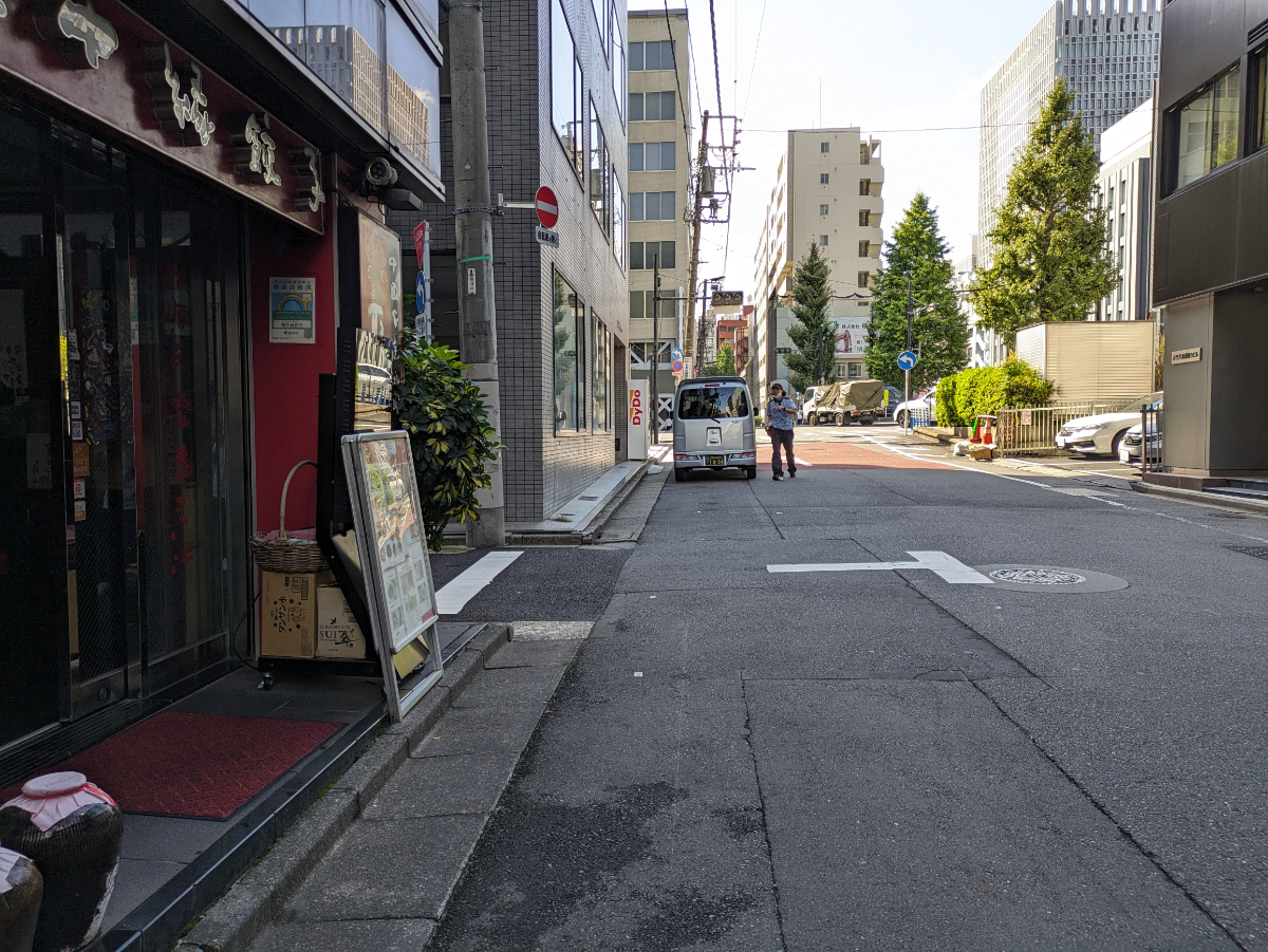 v20251022150707/fresh/building/J00100383786_13