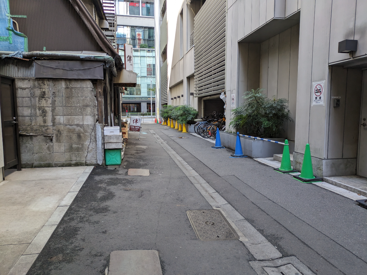 v20251022150707/fresh/building/J00100385481_15
