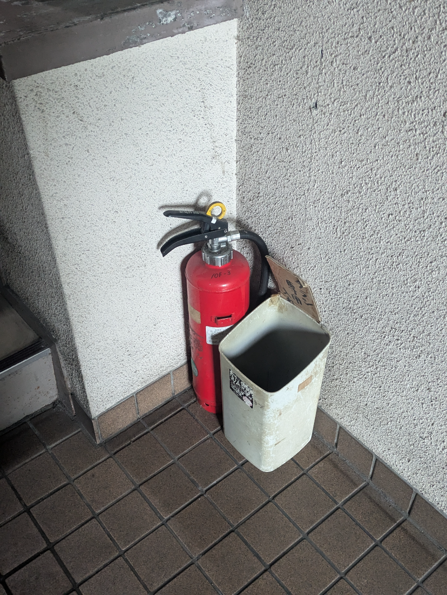 v20251022150707/fresh/building/J00100395240_10