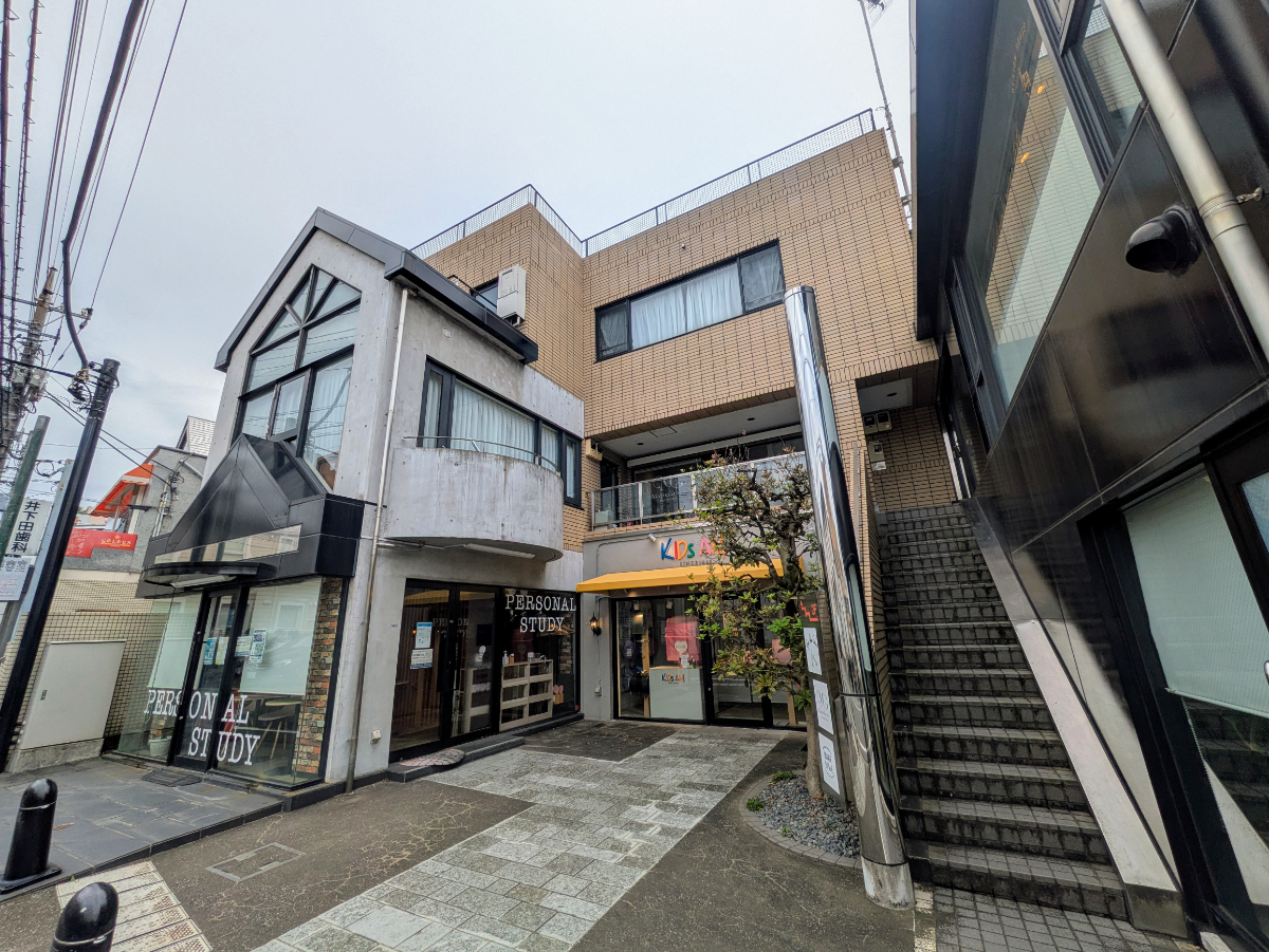 v20251022150707/fresh/building/J00100396082_9