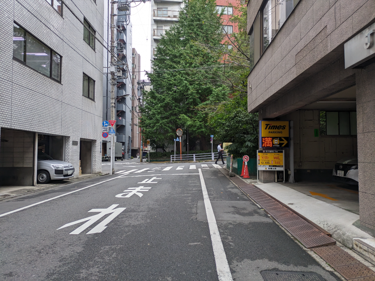 v20251022150707/fresh/building/J00100403216_2