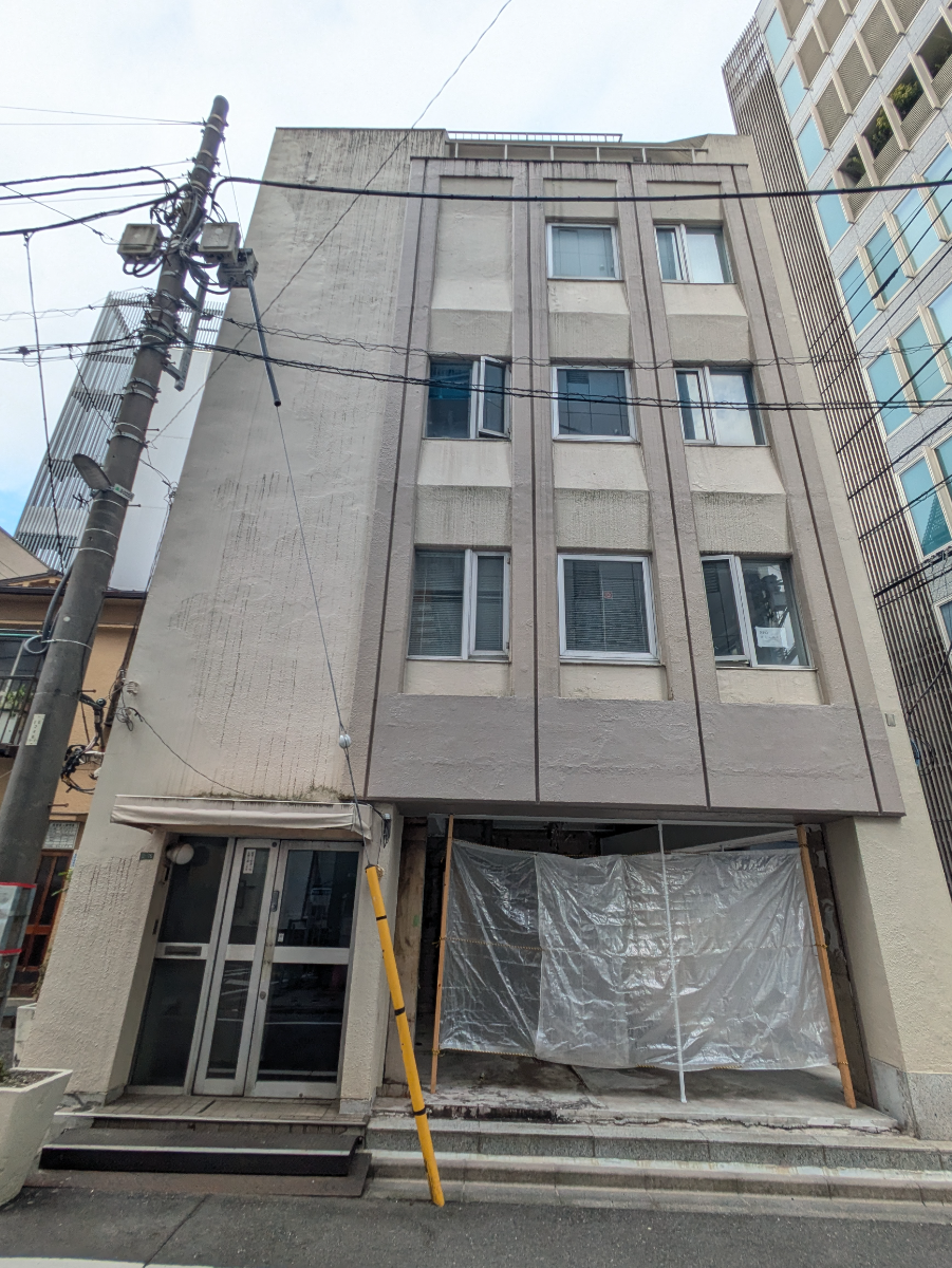 v20251022150707/fresh/building/J00100406471_8